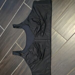 50DD Serenada  Wireless Bra Black NWOT